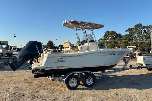 2022 Scout 215 XSF