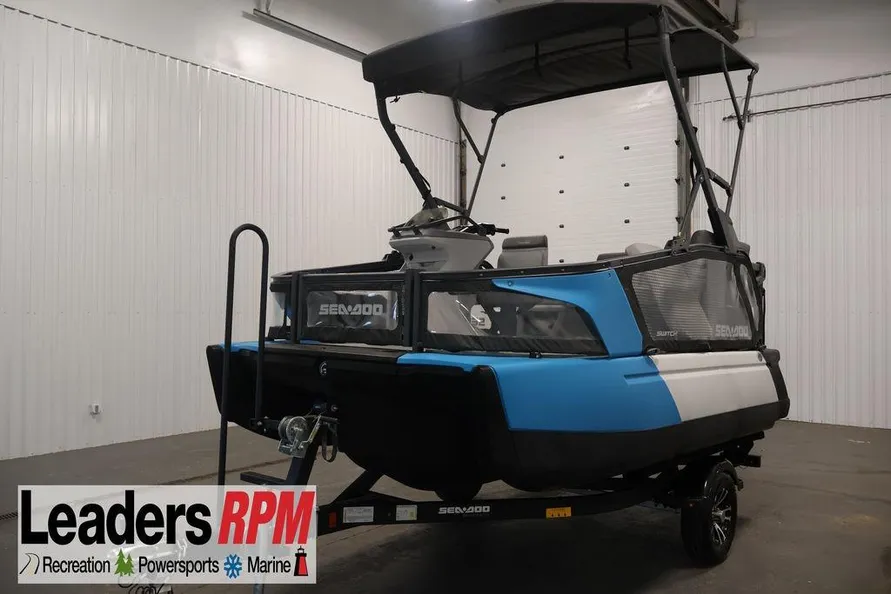 2023 Sea-Doo Switch Sport Compact