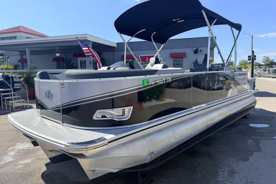 2023 Avalon 2485 LSZ Quad Lounger, Tri Toon, High Performance