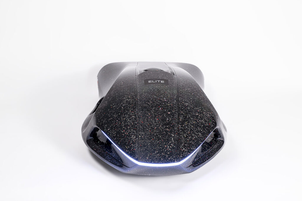 SeaNXT Elite RS: All-Carbon, Dual-Motor Underwater Scooter